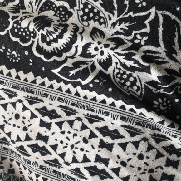 Velvet skirt - Picture 4 of 5